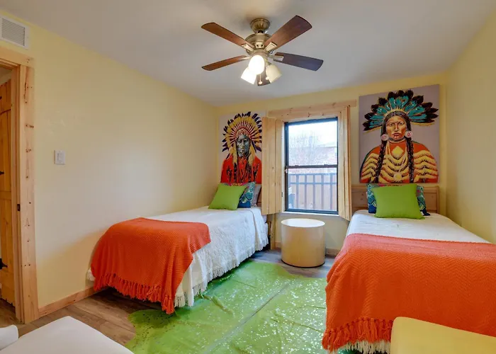 Worth W/ Patio: 5 Mi To Dtwn! Apartment